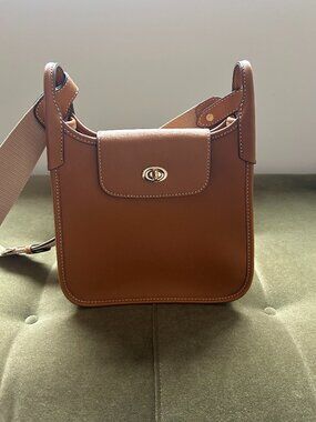 Dooney & Bourke Penrose Messenger Crossbody Bag